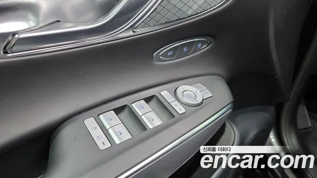 Genesis GV70 Electrified GV70 — Фото автомобиля 25