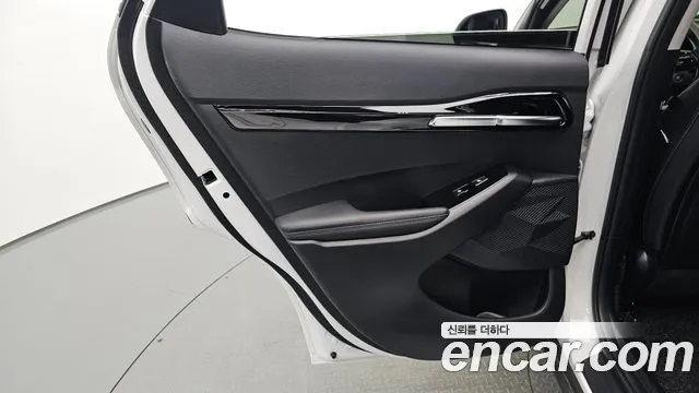 Kia Seltos — Фото автомобиля 14