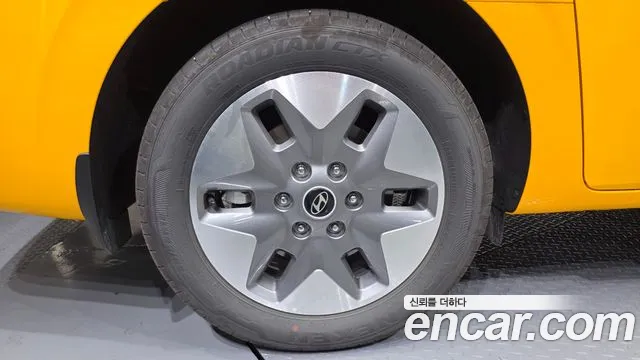 Hyundai Staria Новый Staria — Фото автомобиля 5