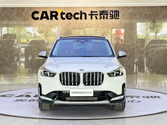 BMW X1 — Фото автомобиля 2