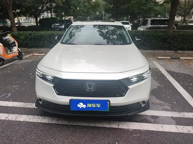 Honda Accord — Фото автомобиля 2