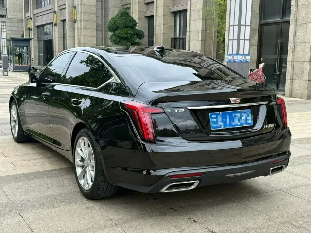Cadillac CT5 — Фото автомобиля 6