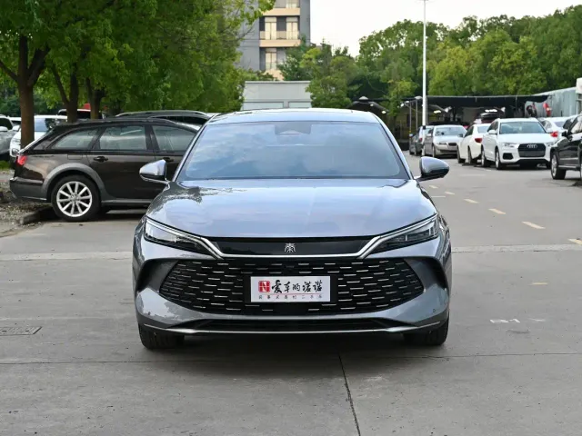 BYD Qin L — Фото автомобиля 2