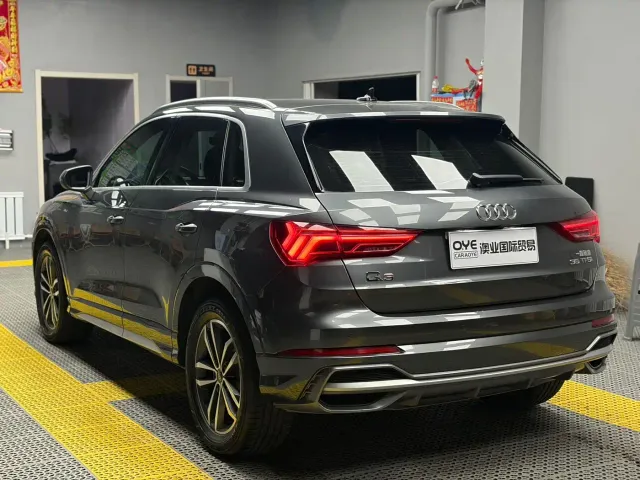 Audi Q3 — Фото автомобиля 4