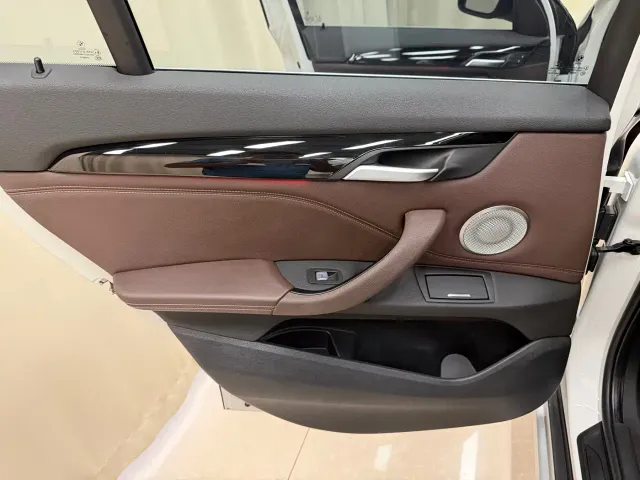 BMW X1 — Фото автомобиля 18
