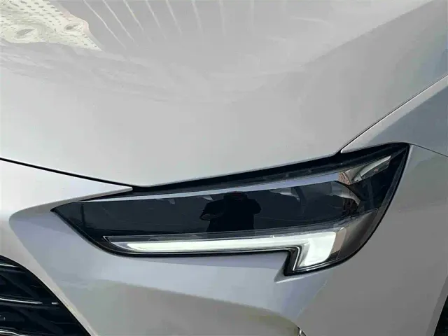 Buick Regal — Фото автомобиля 3