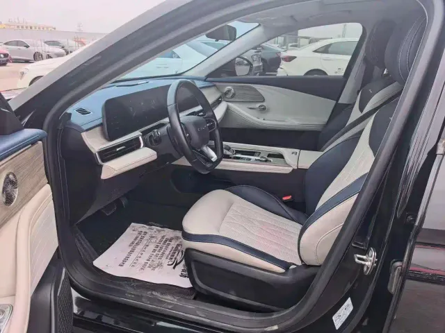 Chery Arrizo 8 — Фото автомобиля 4