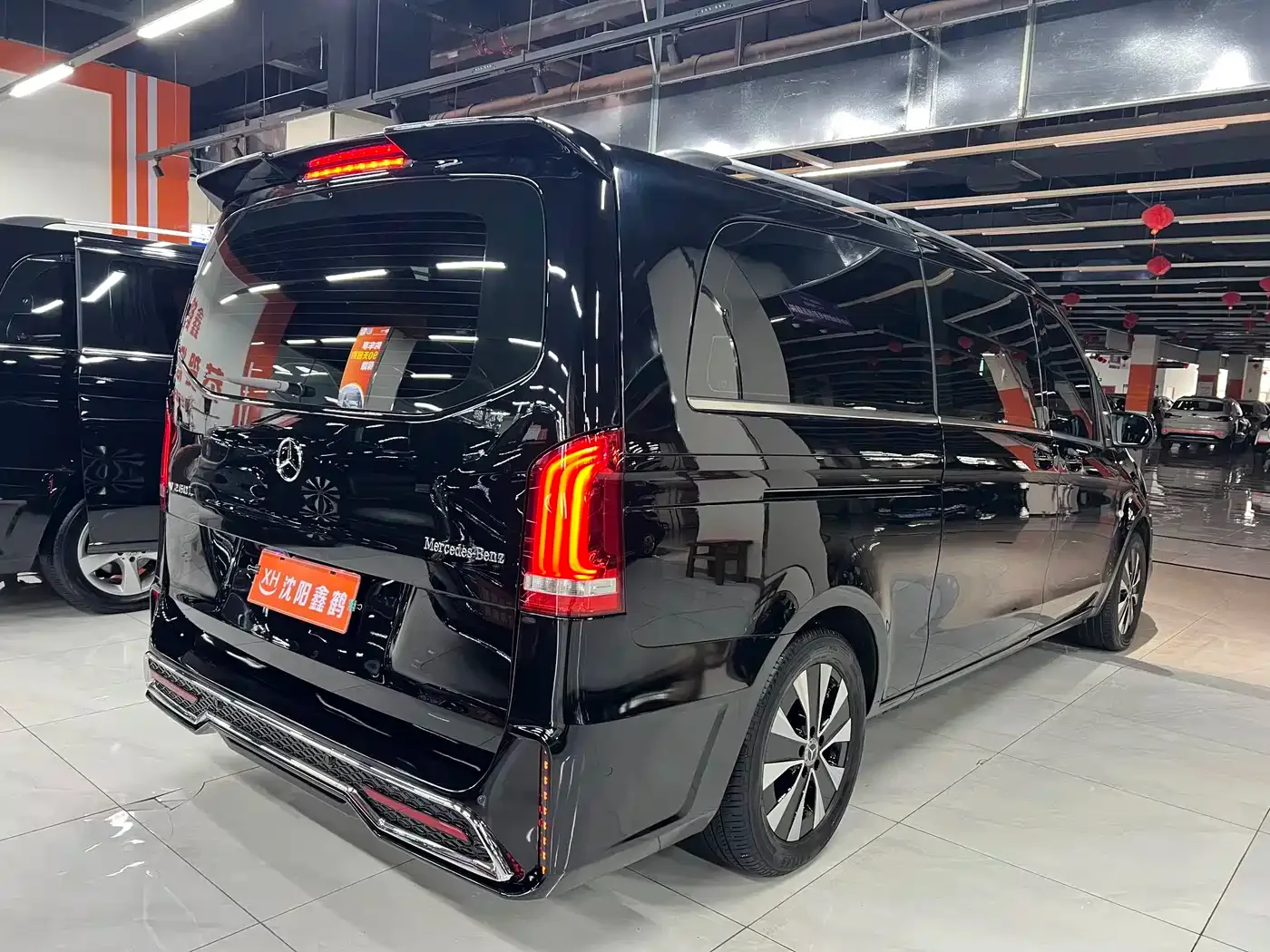 Mercedes-Benz Vito 2021 2.0T Business Edition 7-seater — Фото автомобиля 25