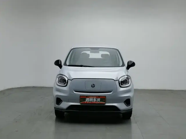 Leapmotor T03 — Фото автомобиля 3