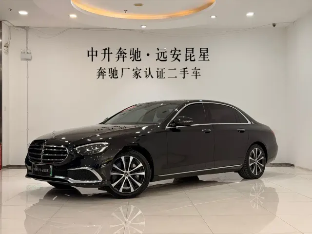 Фотография автомобиля — Mercedes-Benz E-Class