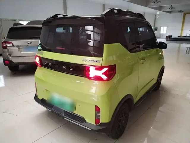 Wuling Hongguang Mini EV — Фото автомобиля 6