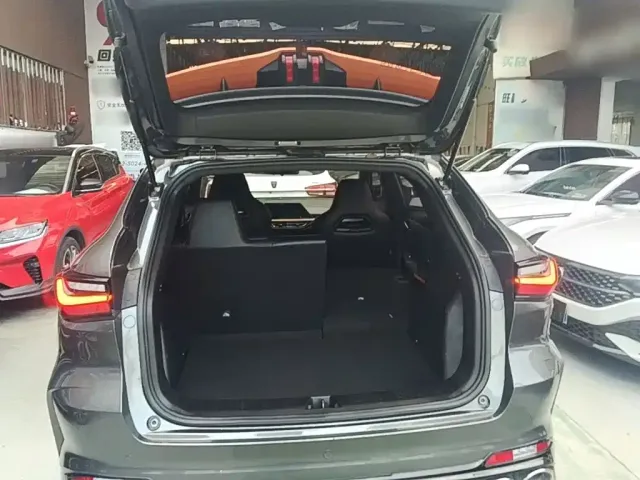 Changan Oushang X5 — Фото автомобиля 14