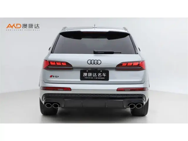Audi SQ7 — Фото автомобиля 4