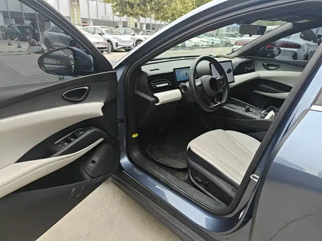 BYD Seal 06 — Фото автомобиля 15