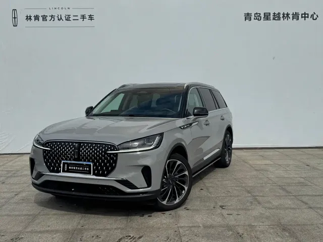 Фотография автомобиля — Lincoln Aviator