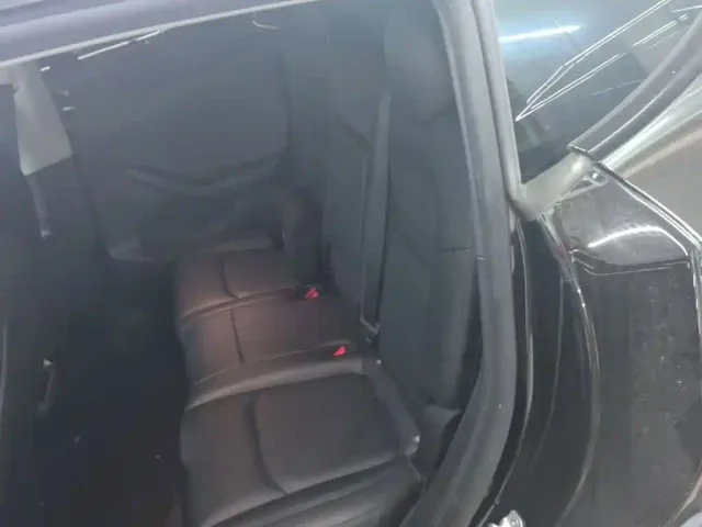 Tesla Model Y — Фото автомобиля 16