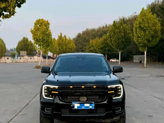 Ford Ranger — Фото автомобиля 3