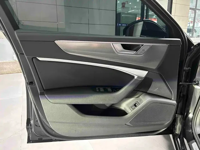 Audi Audi A6L 2024 45 TFSI Premium Dynamic — Фото автомобиля 11