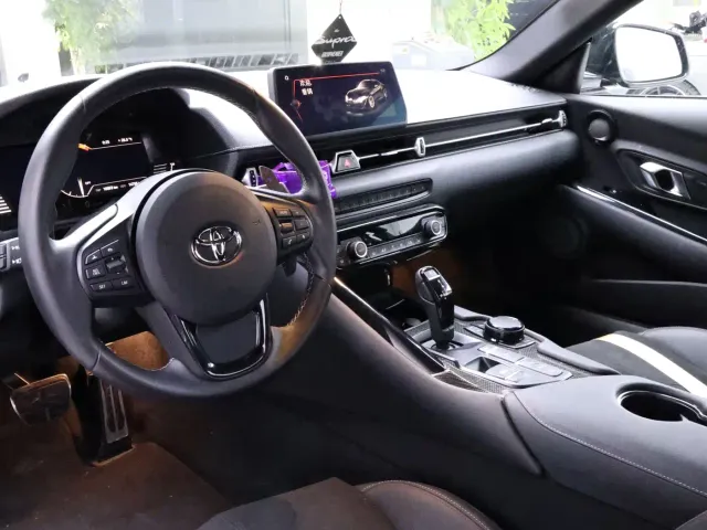 Toyota Supra — Фото автомобиля 8