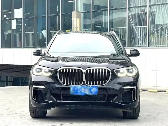BMW X5 — Фото автомобиля 2