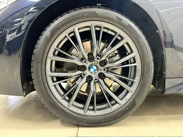 BMW 3 Series — Фото автомобиля 23