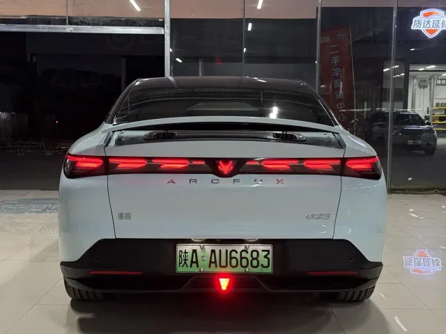 Arcfox Alpha S5 — Фото автомобиля 16