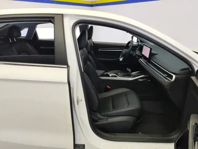 Geely Emgrand — Фото автомобиля 8