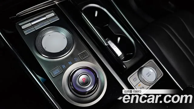 Genesis GV80 2.5T Бензин 2WD — Фото автомобиля 9