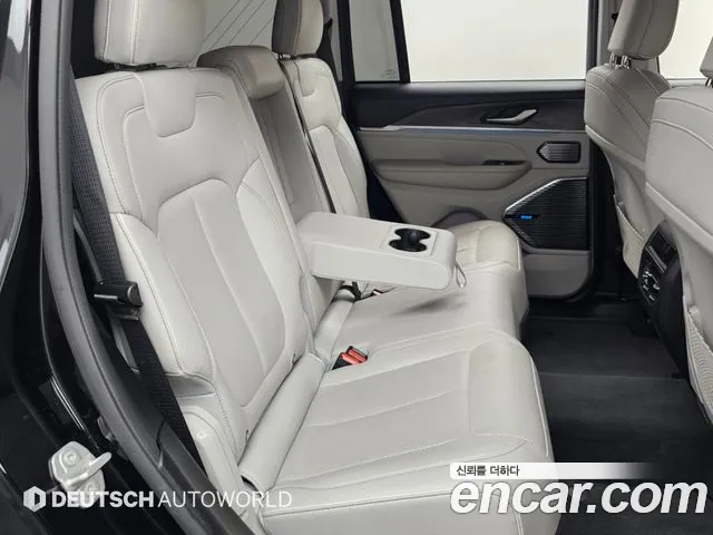 Jeep Cherokee WL — Фото автомобиля 12