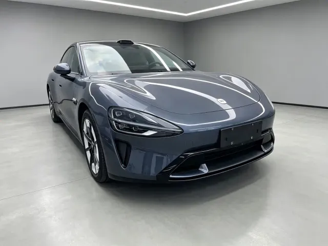 Xiaomi SU7 — Фото автомобиля 3