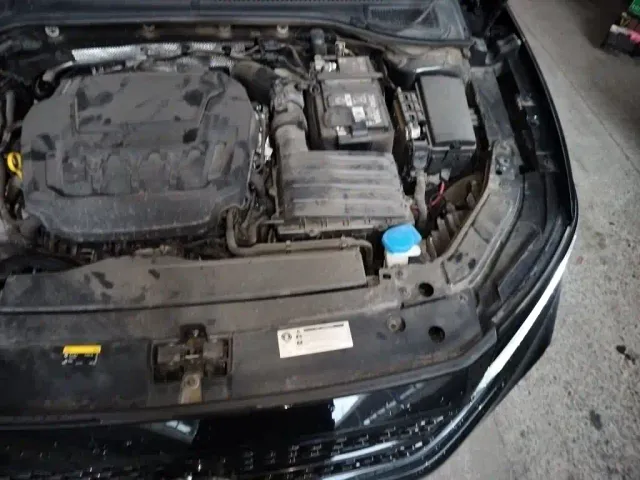 Volkswagen Passat — Фото автомобиля 19