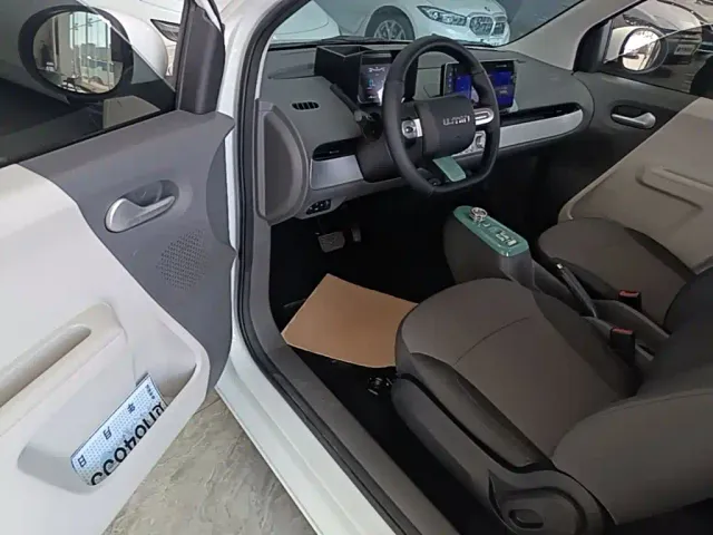 Changan Lumin — Фото автомобиля 15