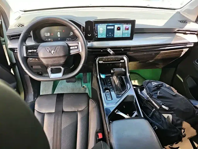 Wuling Asta — Фото автомобиля 9