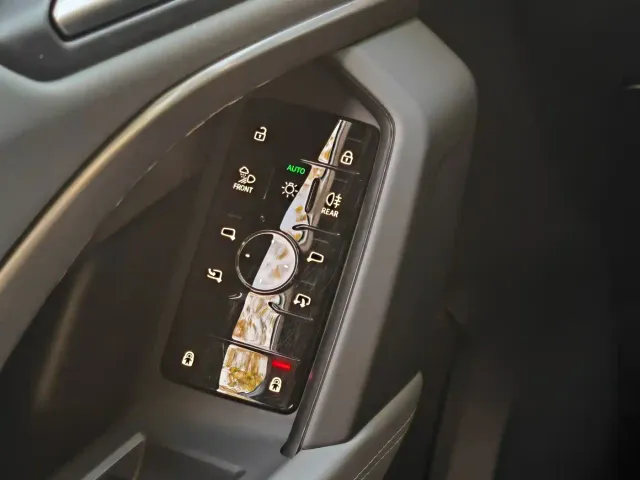 Audi Q5L — Фото автомобиля 18