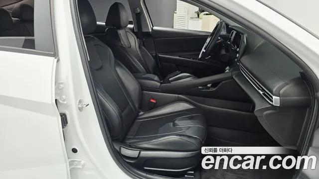 Hyundai AVANTE Avante (CN7) — Фото автомобиля 26