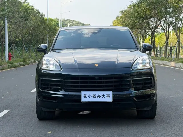 Porsche Cayenne — Фото автомобиля 2