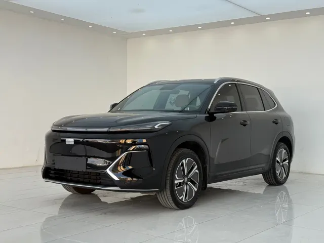 Фотография автомобиля — Geely Galaxy Starship 7 EM-i