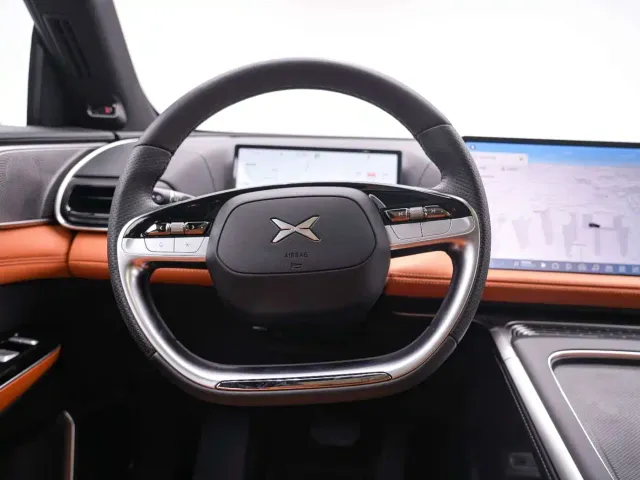 Xpeng G9 — Фото автомобиля 13