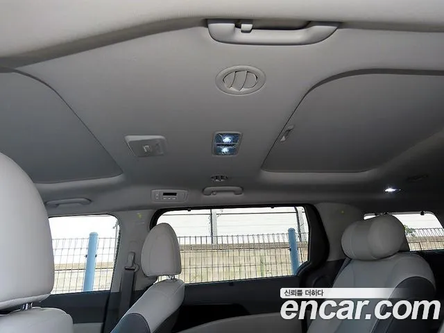 Kia Carnival 4th Gen — Фото автомобиля 19
