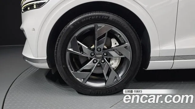 Genesis GV70 Electrified — Фото автомобиля 5