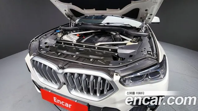 BMW X6 xDrive40i M Sport — Фото автомобиля 6