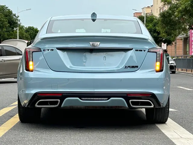 Cadillac CT5 — Фото автомобиля 5
