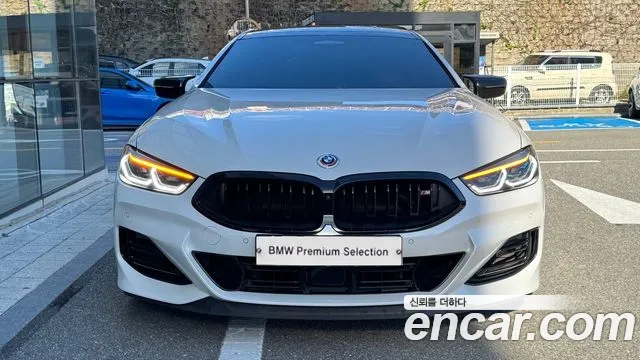 BMW 8 Series — Фото автомобиля 3