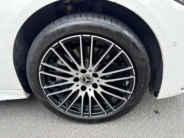 Mercedes-Benz C-Class — Фото автомобиля 4