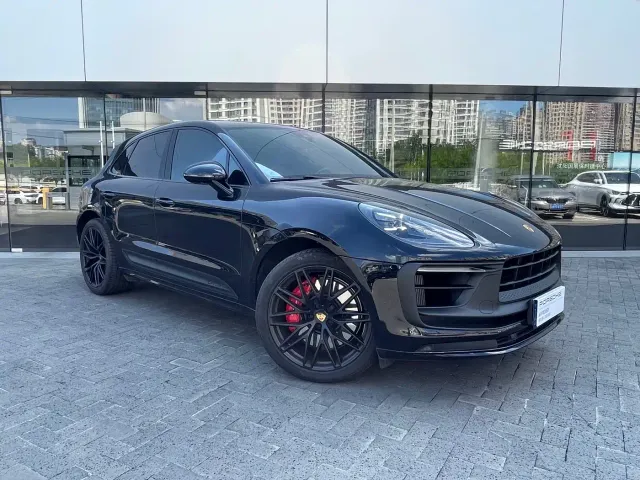 Porsche Macan — Фото автомобиля 6