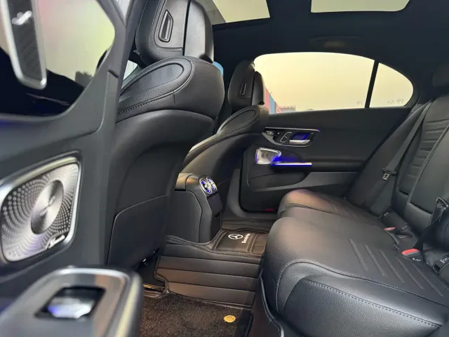 Mercedes-Benz C-Class — Фото автомобиля 17