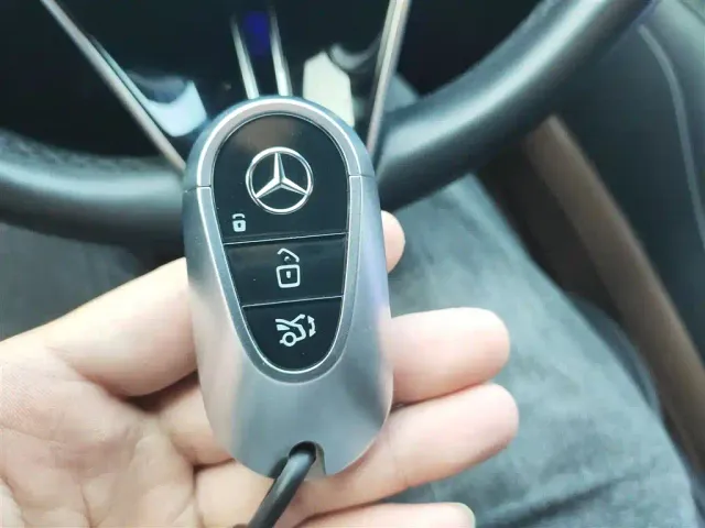 Mercedes-Benz S-Class — Фото автомобиля 17