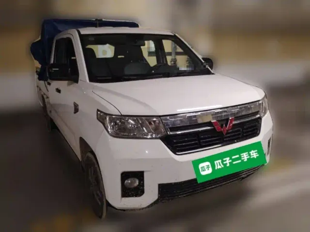 Wuling Zhengcheng — Фото автомобиля 10