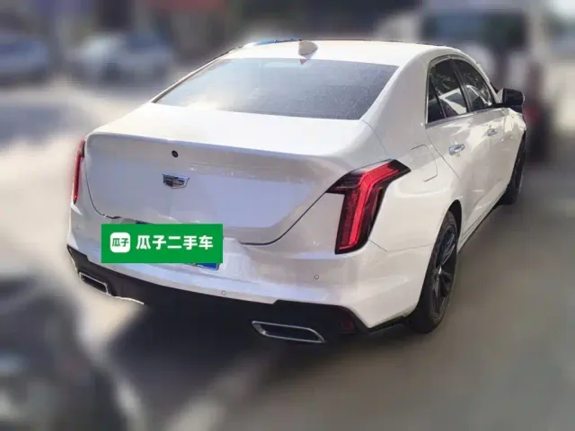 Cadillac CT4 — Фото автомобиля 4