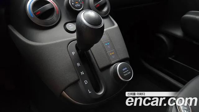 Hyundai Casper — Фото автомобиля 9